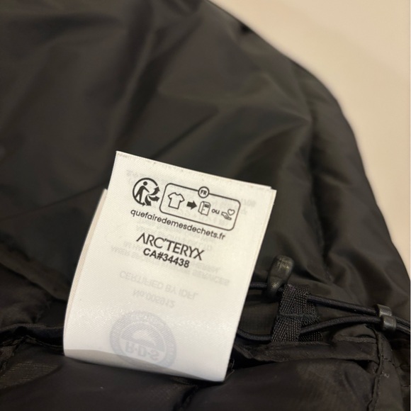 NWT Arc’teryx Cerium Hoody Black Sz Small - Picture 13 of 13